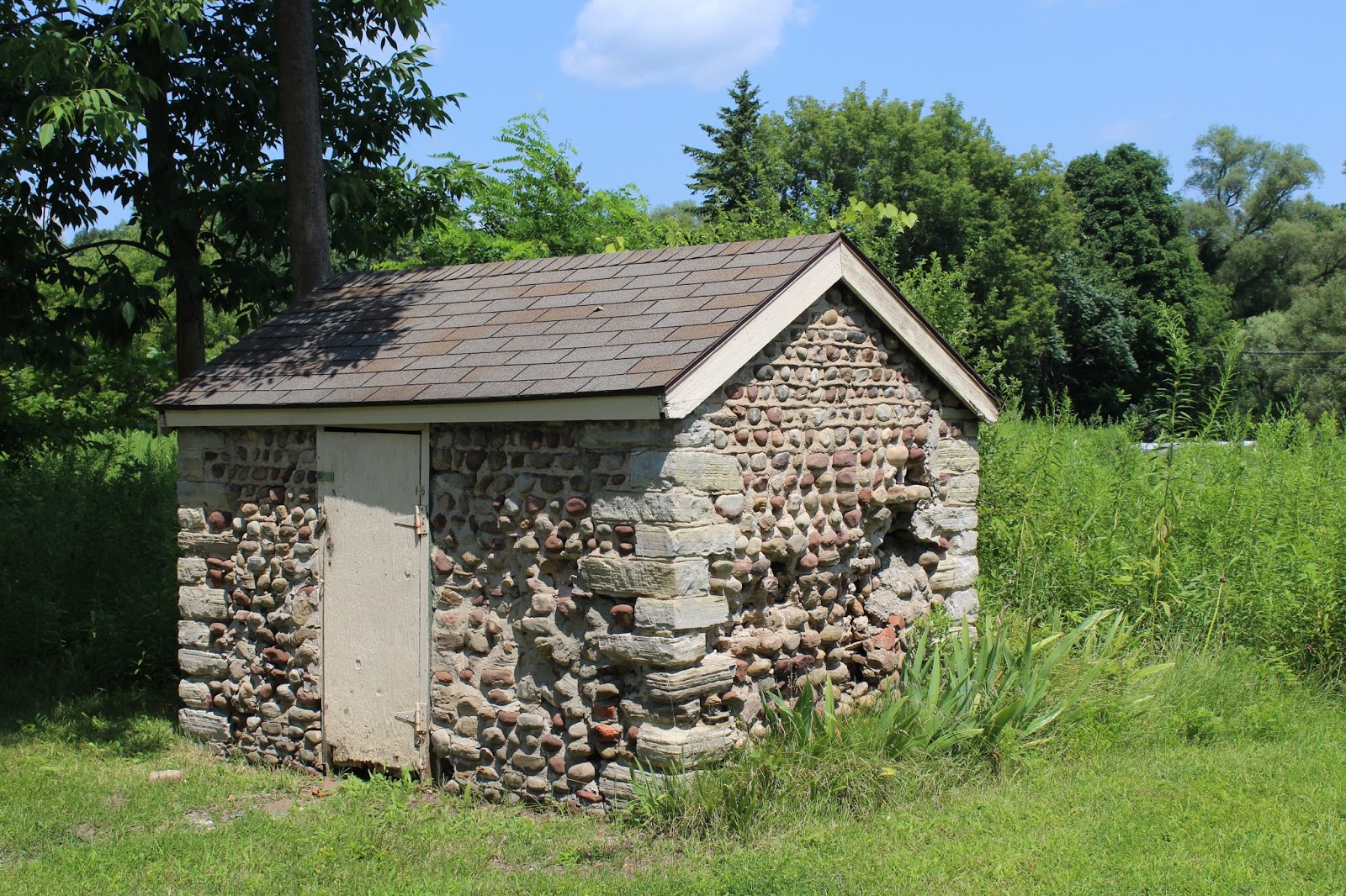 7732 Victor-Mendon Road (2)